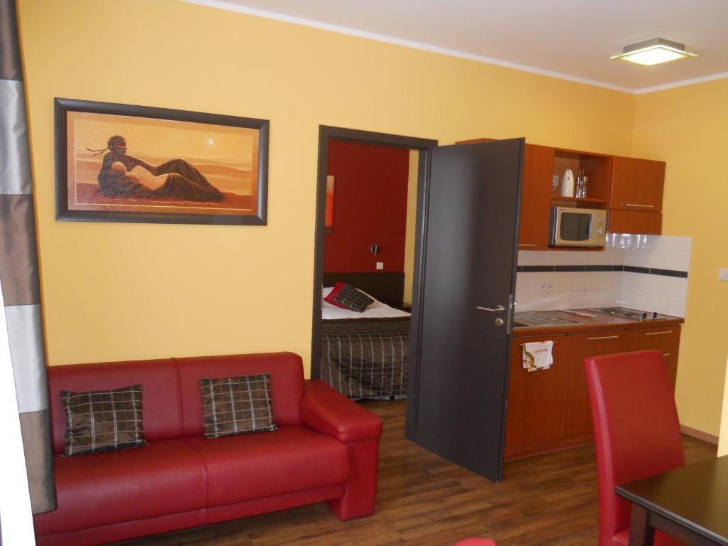 Apparthotel Belle Vue La Louvière Rum bild