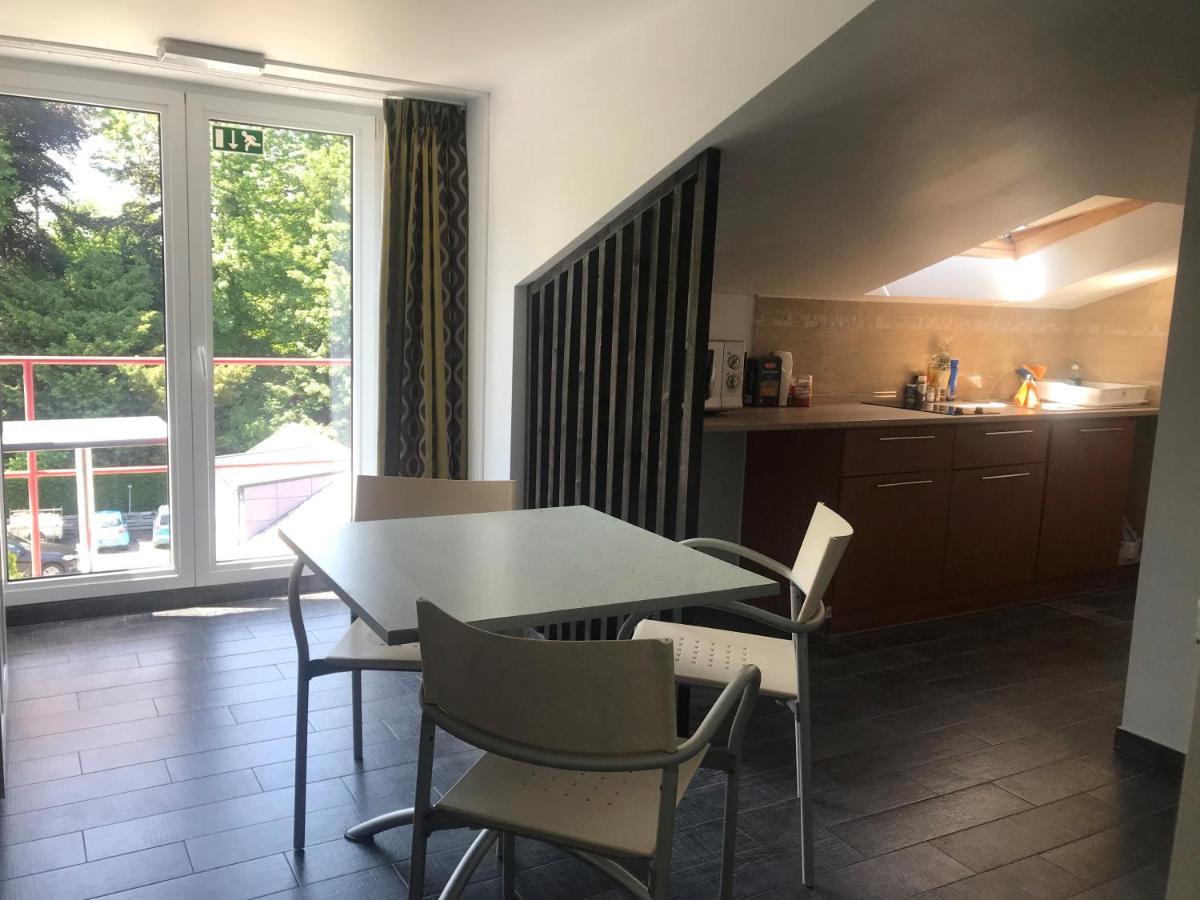 Apparthotel Belle Vue La Louvière Exteriör bild