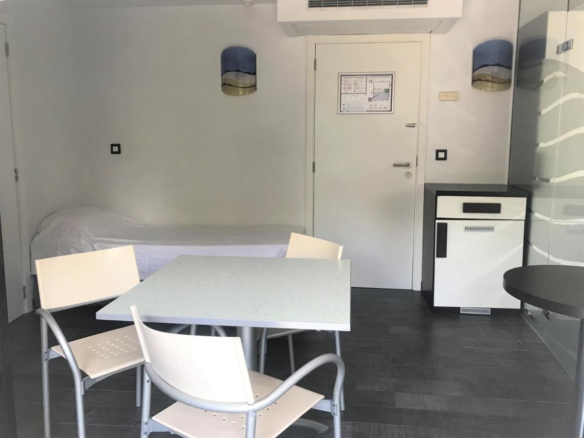 Apparthotel Belle Vue La Louvière Exteriör bild
