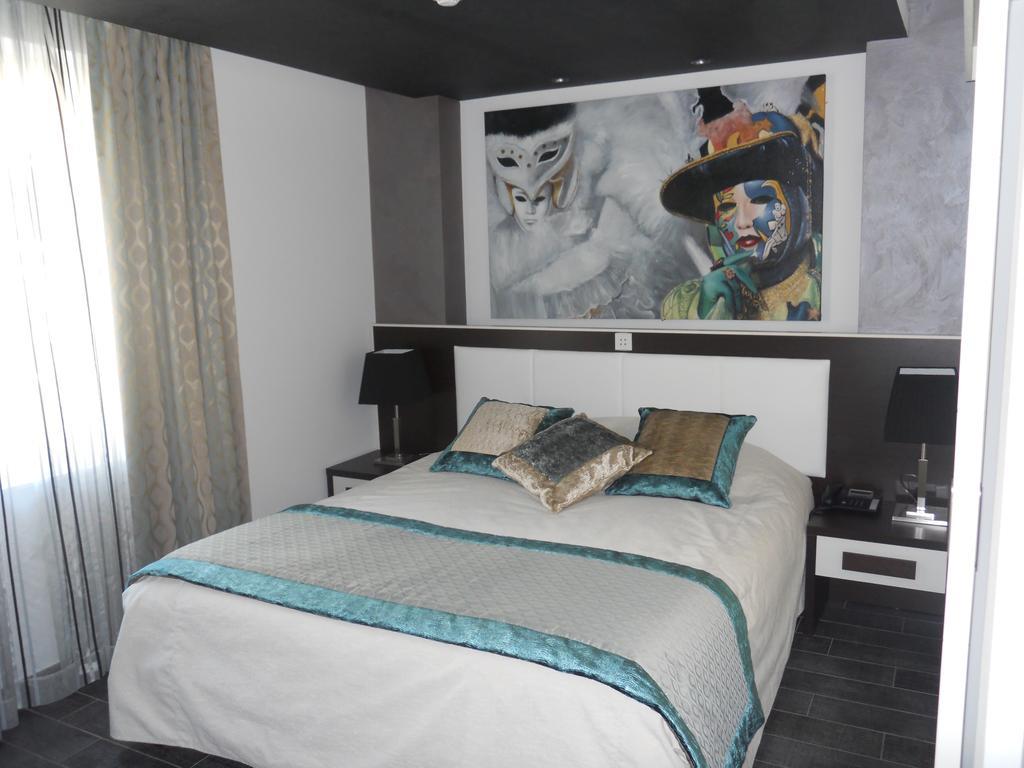 Apparthotel Belle Vue La Louvière Rum bild