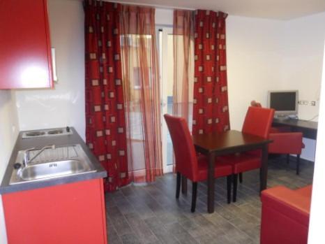 Apparthotel Belle Vue La Louvière Exteriör bild