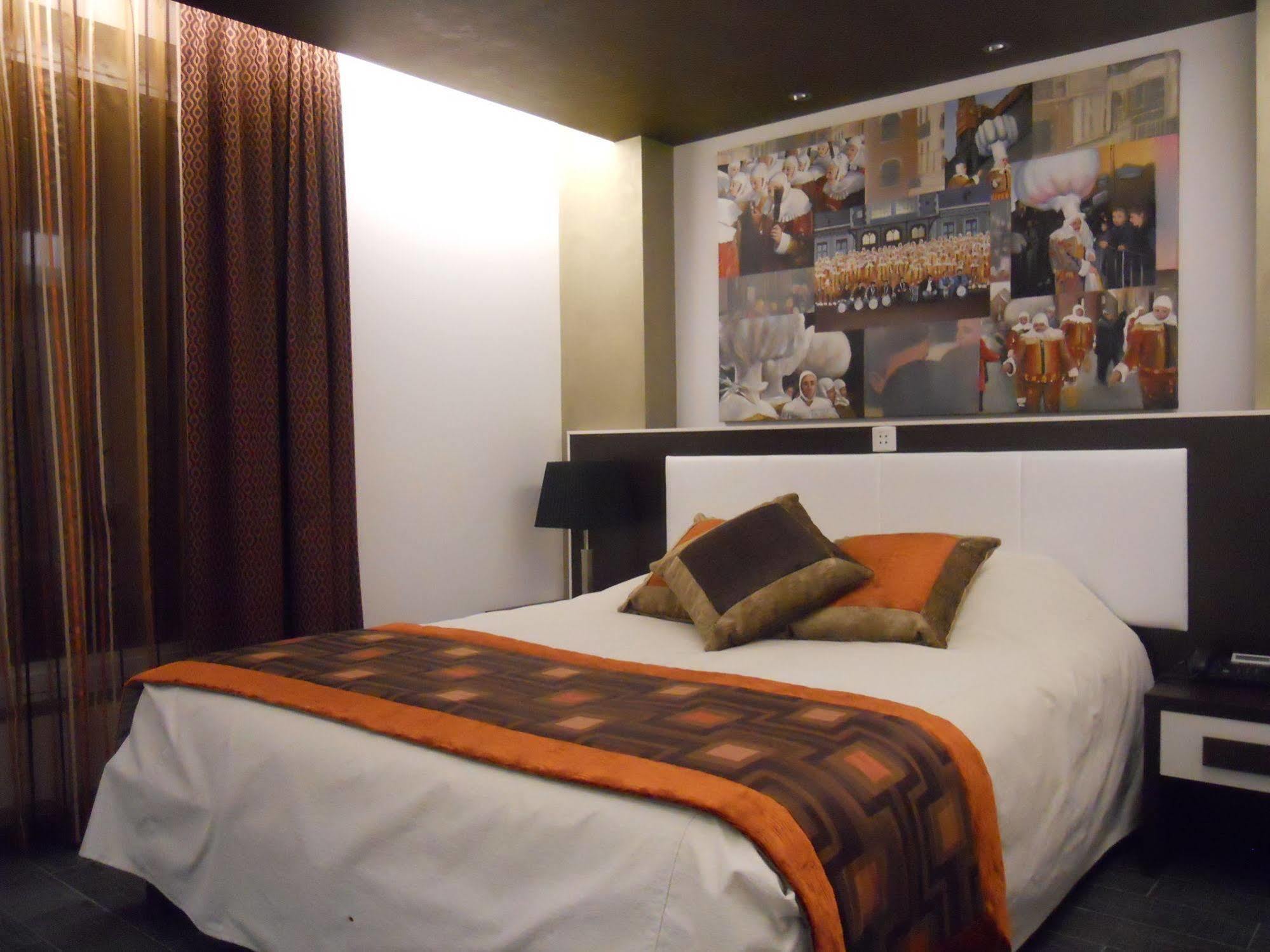 Apparthotel Belle Vue La Louvière Exteriör bild